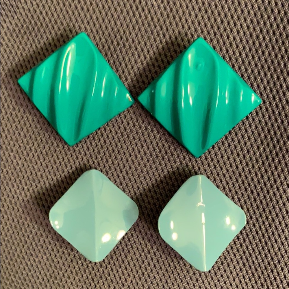 Vintage Light Blue & Turquoise Clip On Earrings